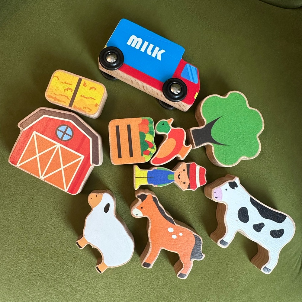 Wooden Farm Playset Toy - Multicolor
